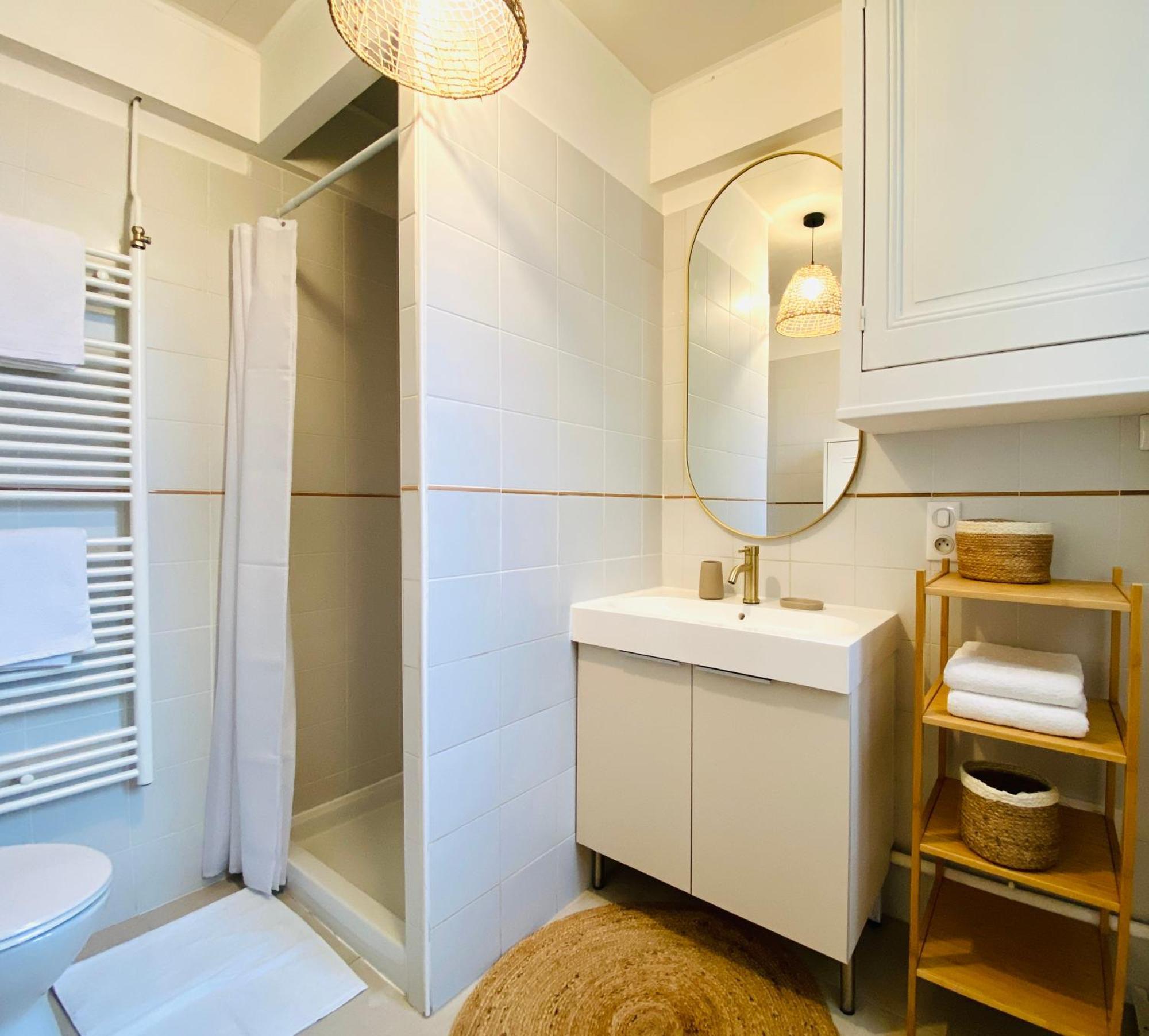 Le Subtil - Best Keys - Elegance & Confort - 2 Chambres Separees - Lit Queen Size - Smart Tv Netflix - Entre Gare & Centre Ville - A 1H De Paris - Wifi Fibre - Check-In Autonome Sens Ngoại thất bức ảnh