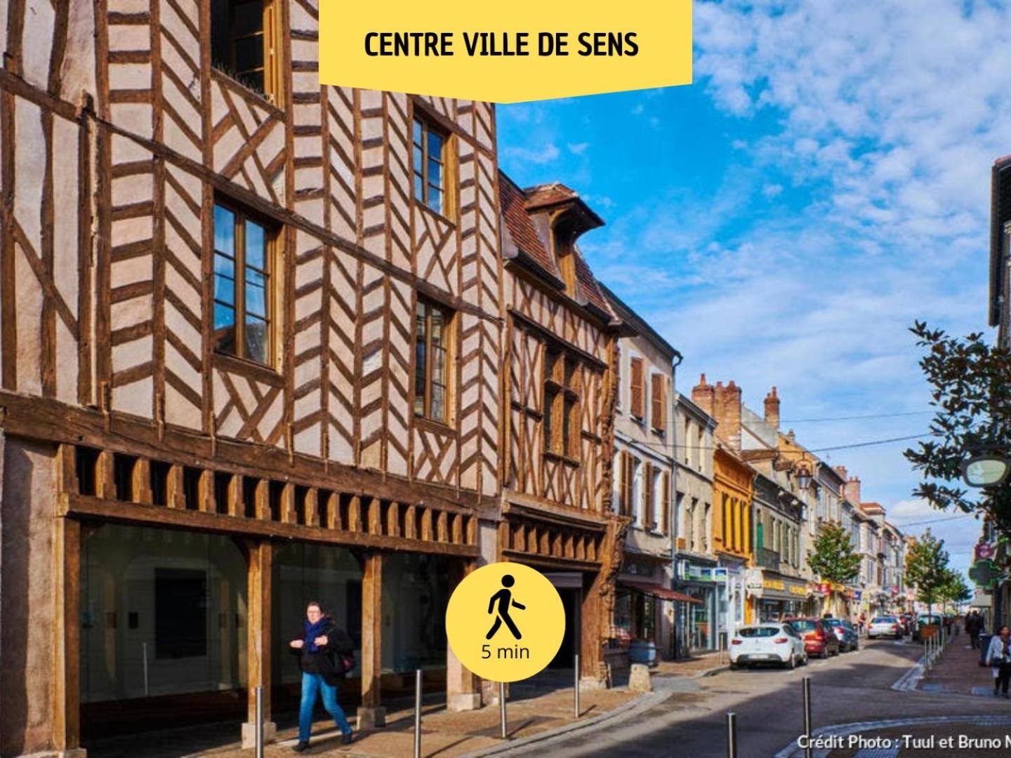 Le Subtil - Best Keys - Elegance & Confort - 2 Chambres Separees - Lit Queen Size - Smart Tv Netflix - Entre Gare & Centre Ville - A 1H De Paris - Wifi Fibre - Check-In Autonome Sens Ngoại thất bức ảnh